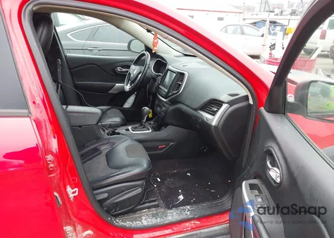 2017 Jeep Cherokee Trailhawk 4X4 z USA, uszkodzony, nr VIN 1C4PJMBS2HW615711